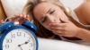 Prea puţin somn strică. "Oamenii care nu dorm suficient prezintă unul din semnele bolii Alzheimer"