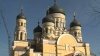 Sfânta Parascheva, cinstită la Mănăstirea Hâncu. Primul preşedinte al ţării şi sute de credincioşi au participat la un serviciu divin VIDEO