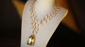Cel mai scump colier din lume a fost scos la vânzare: Are un preţ fabulos şi o istorie impresionantă (VIDEO)