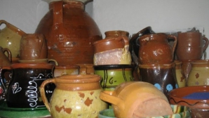 Meşteşugurile, pe cale de dispariţie în Moldova. "Aceste arte vor muri îngropate într-o lume de plastic"