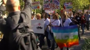 Parada minorităţilor sexuale din Muntenegru a fost marcată de violenţe. "Este o ruşine ceea ce fac ei" (VIDEO)