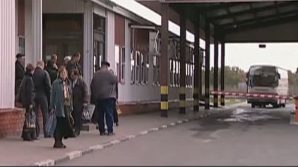 Tragedie la frontiera dintre Ucraina şi Rusia! Un bărbat care circula într-un microbuz cu numere moldoveneşti a DETONAT o bombă 