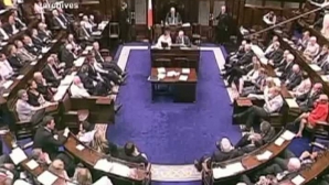 Irlandezii au votat, prin referendum, împotriva desfiinţării senatului