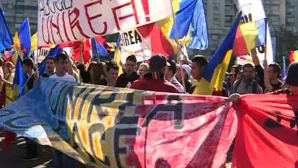 Aproximativ cinci mii de oameni au cerut în centrul Bucureştiului unirea Basarabiei cu România (VIDEO)