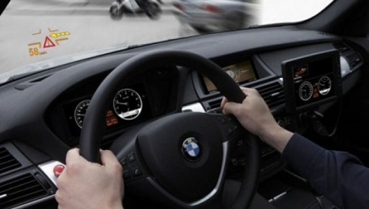 6 greşeli care le fac zilnic şoferii când sunt la volan şi ce efecte au