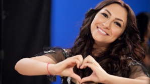 Andra are o nouă surpriză pentru fanii săi. Interpreta din România a lansat o piesă în colaborare cu Marius Moga