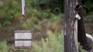 Date alarmante din Strategia Mediului: Majoritatea moldovenilor beau apă necalitativă şi nu au acces la canalizare