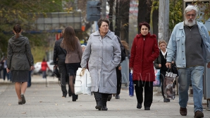 Salarii mai mari şi regim liberalizat de vize. Ce alte aşteptări au moldovenii după Summitul de la Vilnius