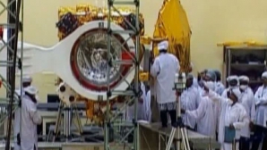 India se pregăteşte să lanseze astăzi o navă spaţială robot pe planeta Marte 