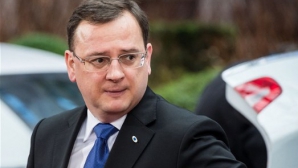 Revista presei: Fostul premier ceh poate fi anchetat pentru acte de corupţie