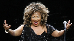 Tina Turner a renunţat oficial la cetăţenia SUA. Interpreta a primit paşaportul unui stat din Europa