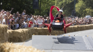 Nebunie în capitala Argentinei! Pe străzile din Buenos Aires a avut loc o cursă auto incredibil de amuzantă (VIDEO)