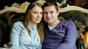 (VIDEO) Dulapul cu "secrete" al soţiei lui Alexandru Manciu. Află ce comori şi ce frumuseţi ascunde Olga