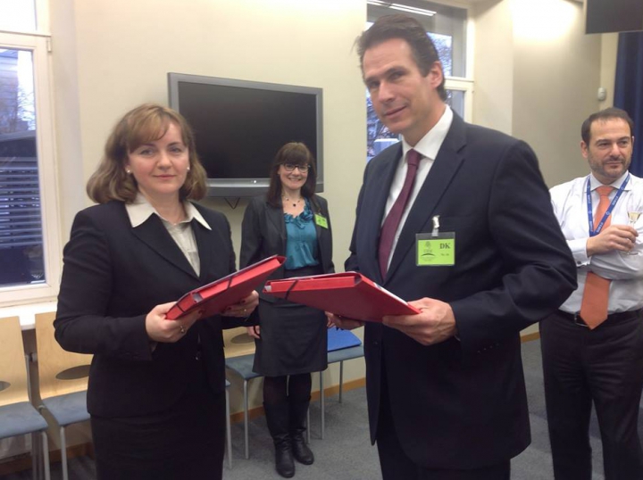 (FOTO) Moldova a început parafarea Acordului de Asociere cu Uniunea Europeană. Vezi cum decurge procesul