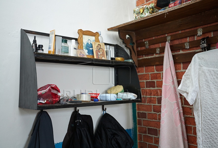 Mai multe penitenciare din ţară, supraîncărcate. În barăci stau câte 50 de oameni GALERIE FOTO, VIDEO