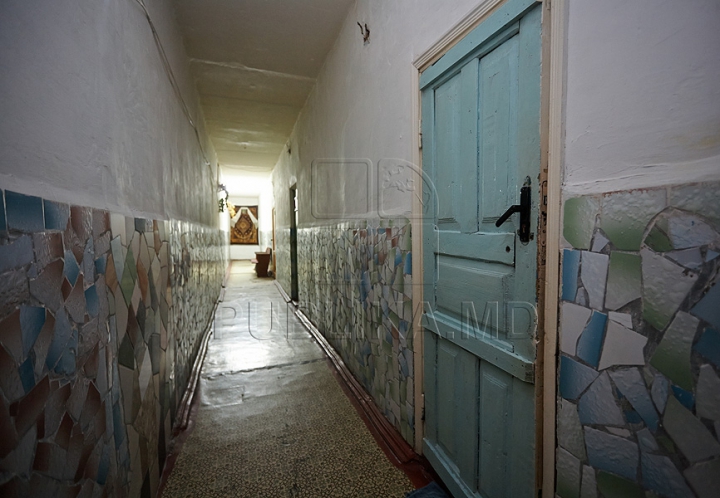 Mai multe penitenciare din ţară, supraîncărcate. În barăci stau câte 50 de oameni GALERIE FOTO, VIDEO