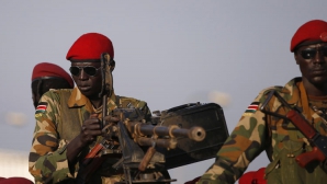 Patru militari americani au fost răniţi în Sudanul  de Sud, după ce avioanele lor au fost atacate