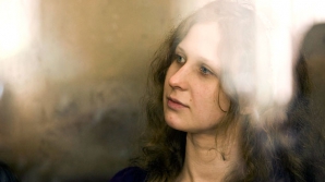 Una dintre membrele formaţiei Pussy Riot a fost eliberată din detenţie