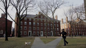 Universitatea Harvard, EVACUATĂ. Poliţia a venit la faţa locului