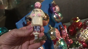 Pentru unii oameni sărbătorile nu se termină niciodată. Iată cele mai diverse colecţii dedicate sărbătorilor de iarnă