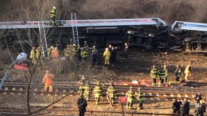 Accidentul feroviar din New York s-a produs din cauza vitezei excesive. VEZI mărturiile supravieţuitorilor tragediei (VIDEO)