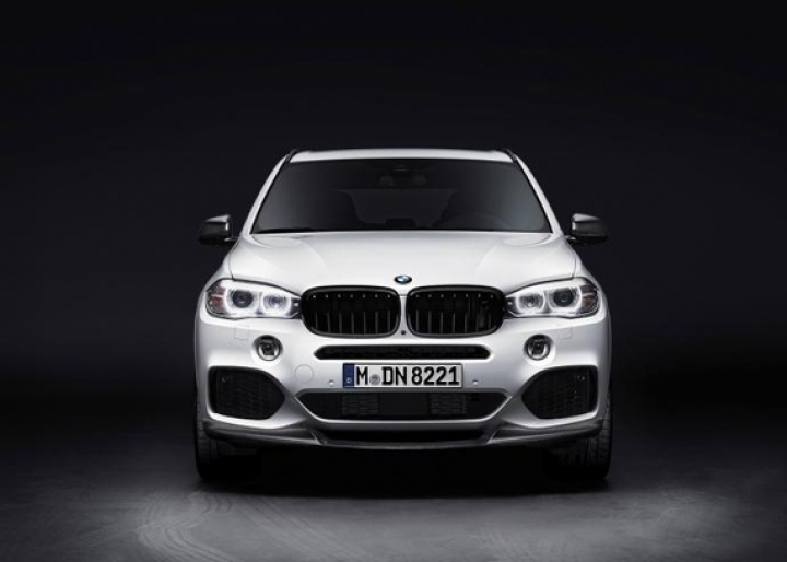 BMW X5 a primit pachetul M Performance (GALERIE FOTO)