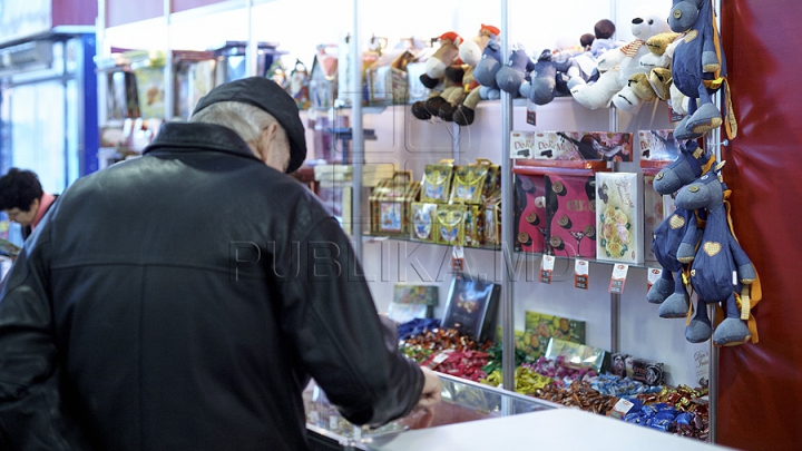 Târgul Cadourilor de Crăciun 2013 la Moldexpo. Iată ce poţi găsi acolo (GALERIE FOTO)