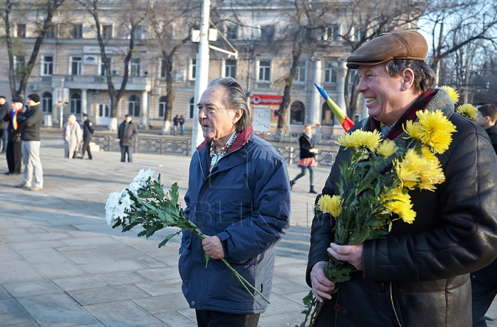 Cum a fost sărbătorită Ziua Naţională a României la Chişinău (FOTO/VIDEO)