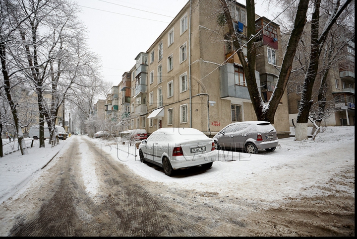 Chişinăul, sub zăpadă! GALERIE FOTO