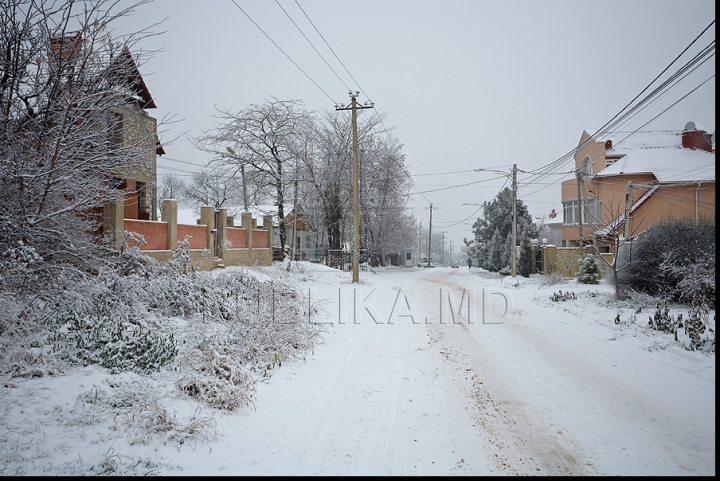 Chişinăul, sub zăpadă! GALERIE FOTO