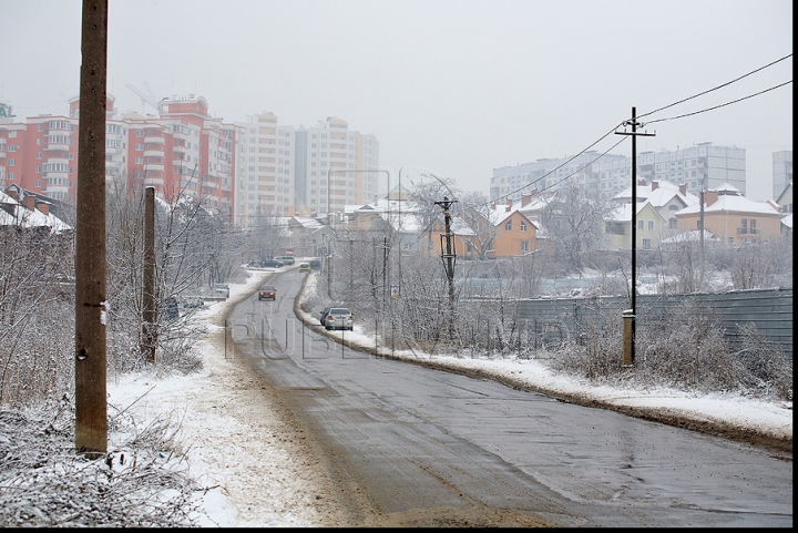 Chişinăul, sub zăpadă! GALERIE FOTO