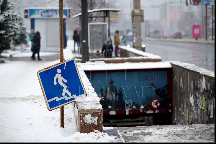 Chişinăul, sub zăpadă! GALERIE FOTO