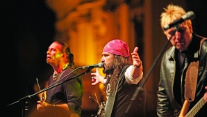 Membrii trupei Cargo, implicaţi într-un accident rutier 