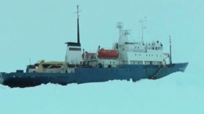A început operaţiunea de salvare a oamenilor de pe vasul rusesc blocat de gheaţă în Antarctica 