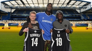 Fotbaliştii lui Chelsea au făcut schimb de tricouri cu baschetbalistul Kevin Garnett