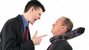 Cum s-a RĂZBUNAT un muncitor după ce s-a supărat pe şef. METODA inedită a făcut înconjurul Internetului  