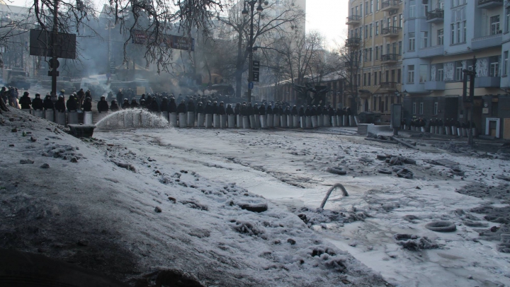 (LIVE-VIDEO/FOTO) Tensiunile continuă la Kiev! Protestatarii au ocupat sediul Ministerului Justiției