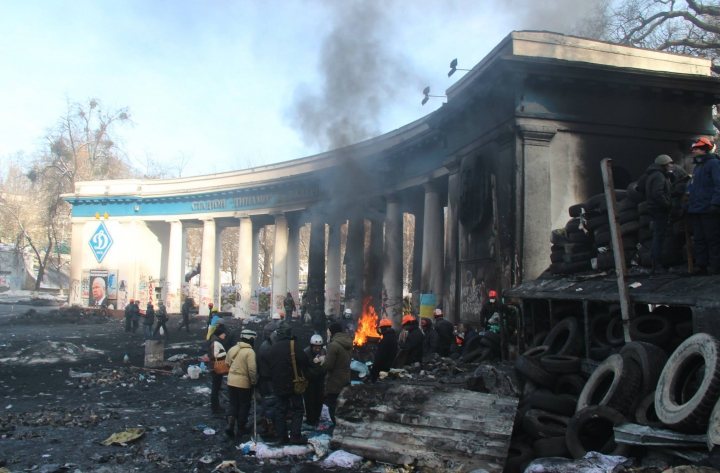 (LIVE-VIDEO/FOTO) Tensiunile continuă la Kiev! Protestatarii au ocupat sediul Ministerului Justiției