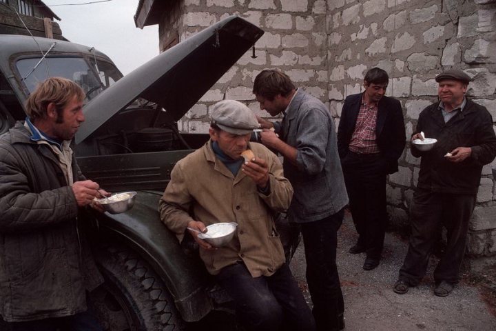 GALERIE FOTO inedită. Moldova anilor '80, văzută de un fotograf francez