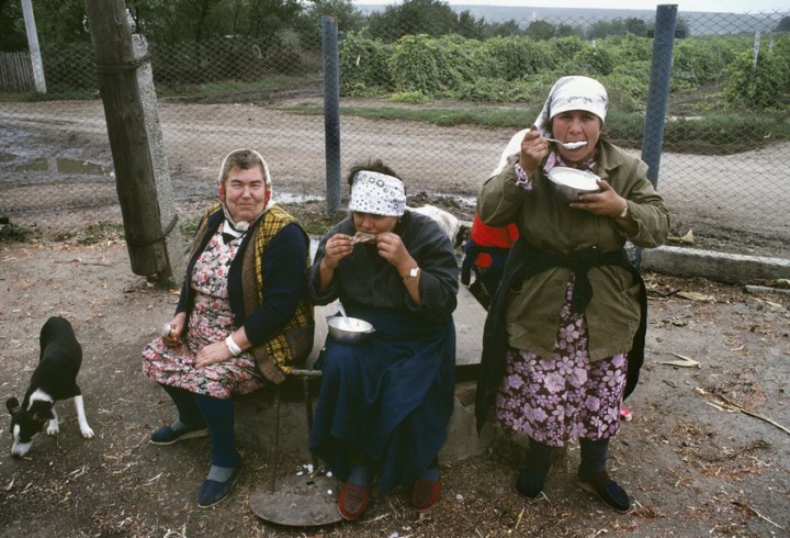 GALERIE FOTO inedită. Moldova anilor '80, văzută de un fotograf francez