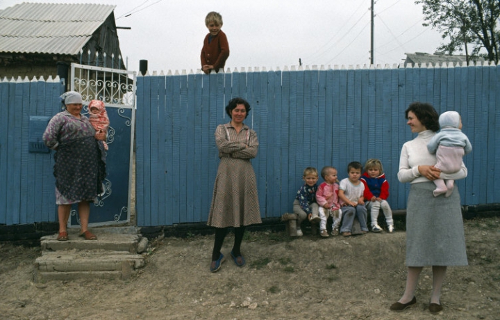 GALERIE FOTO inedită. Moldova anilor '80, văzută de un fotograf francez