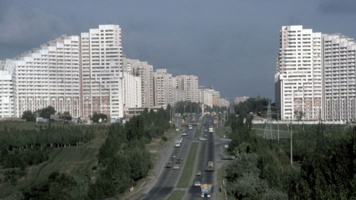 GALERIE FOTO inedită. Moldova anilor '80, văzută de un fotograf francez