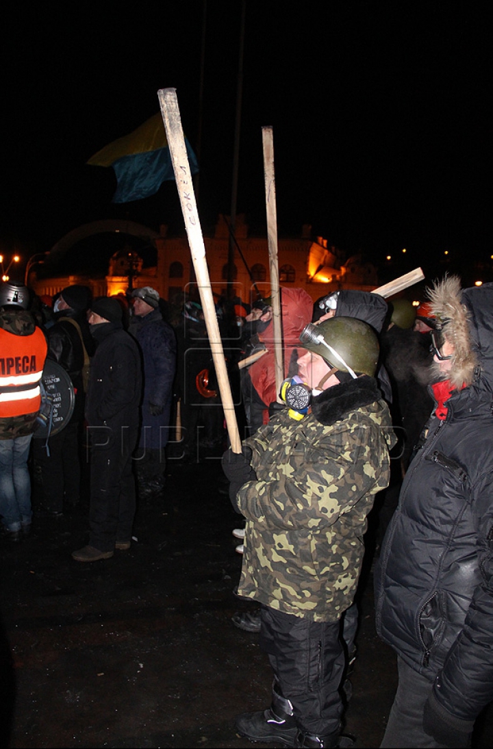 (GALERIE FOTO) Publika TV, în centrul evenimentelor de la Kiev. Ce au surprins colegii noştri în timpul protestelor de pe Euromaidan