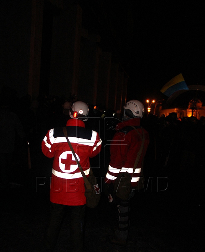 (GALERIE FOTO) Publika TV, în centrul evenimentelor de la Kiev. Ce au surprins colegii noştri în timpul protestelor de pe Euromaidan