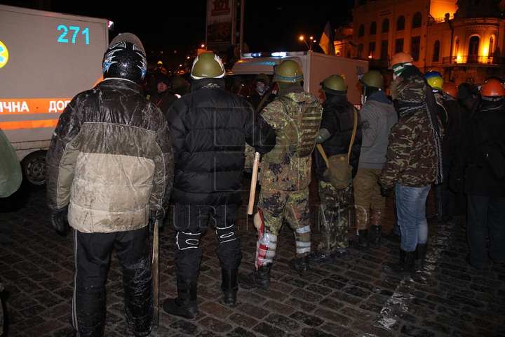 (GALERIE FOTO) Publika TV, în centrul evenimentelor de la Kiev. Ce au surprins colegii noştri în timpul protestelor de pe Euromaidan