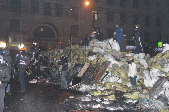 (GALERIE FOTO) Publika TV, în centrul evenimentelor de la Kiev. Ce au surprins colegii noştri în timpul protestelor de pe Euromaidan