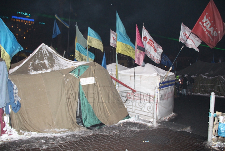 (GALERIE FOTO) Publika TV, în centrul evenimentelor de la Kiev. Ce au surprins colegii noştri în timpul protestelor de pe Euromaidan