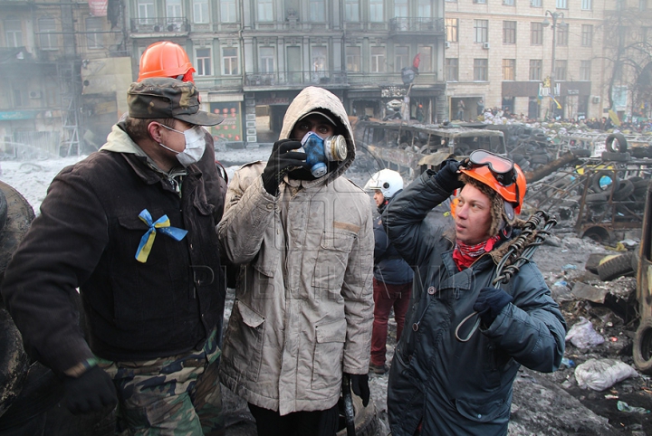 (GALERIE FOTO) Publika TV, în centrul evenimentelor de la Kiev. Ce au surprins colegii noştri în timpul protestelor de pe Euromaidan