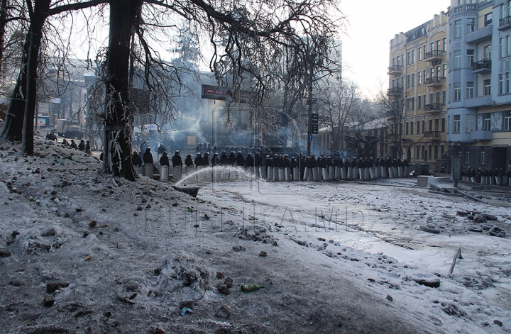 (GALERIE FOTO) Publika TV, în centrul evenimentelor de la Kiev. Ce au surprins colegii noştri în timpul protestelor de pe Euromaidan