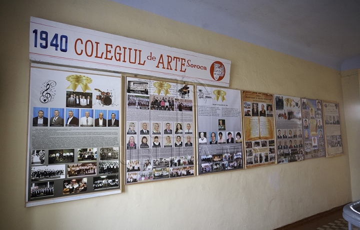 Sărbătoare la Colegiul de Arte din Soroca. Nicolae Botgros a vizitat instituţia care îi va purta numele (FOTO)